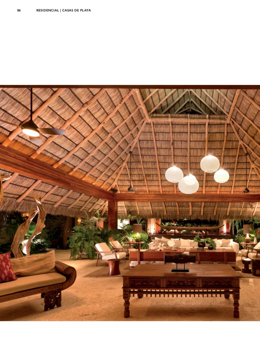 EL MAR QUE LOS CONTEMPLA